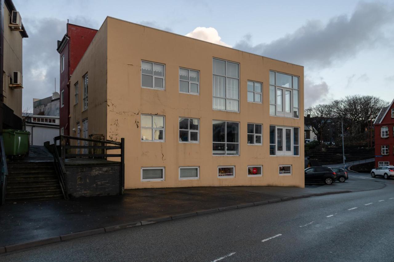 Guesthouse At The Boat Harbour Tórshavn Екстериор снимка
