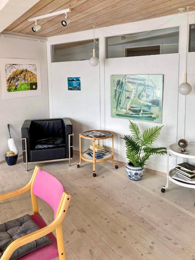 Guesthouse At The Boat Harbour Tórshavn Екстериор снимка